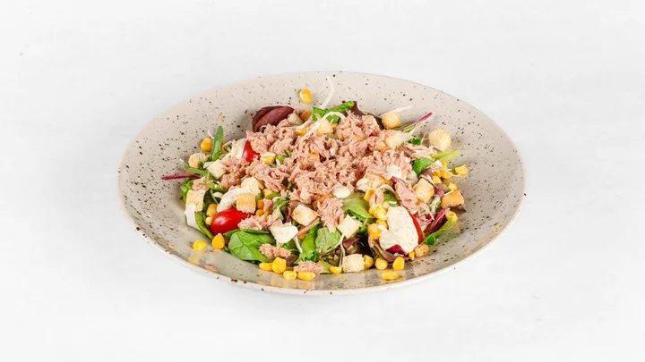 Salata sa tunjevinom