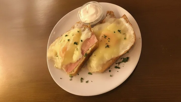 Doručak Monte Karlo