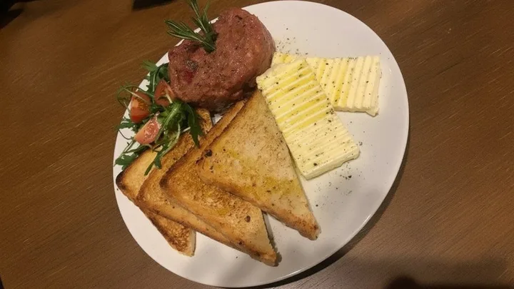 Tartar biftek